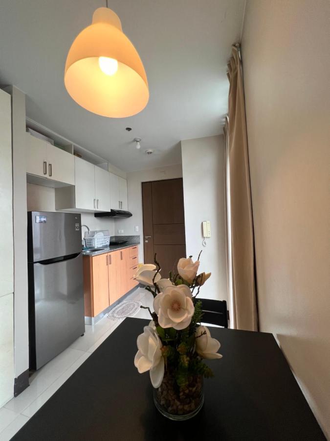 الشقق الفندقية مانيلافي  Manhattan Heights Tower D المظهر الخارجي الصورة